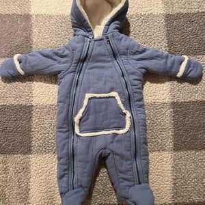 Newborn baby size 0-3 months snowsuit (a bunting suit)